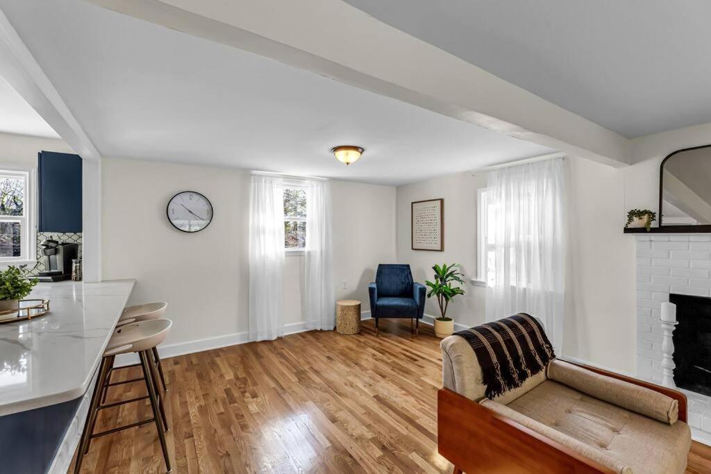 Fully Renovated 4 Bed Buena Vista House Near Wfu Villa Winston-Salem Exterior photo